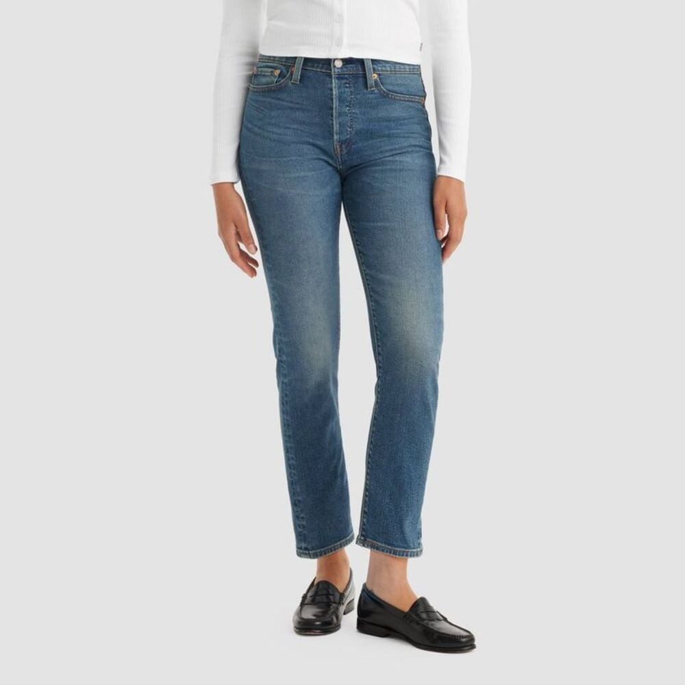 Levi's Women's High-Rise Wedgie Straight Cropped Jeans - Max Effort 32
